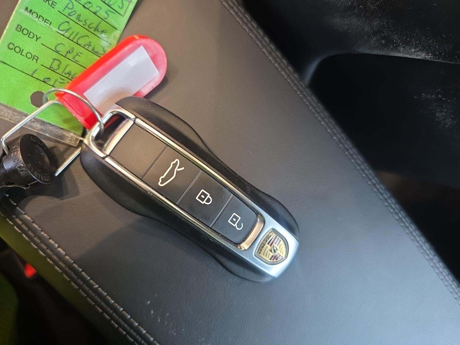 2025 Porsche 911 Carrera S RWD