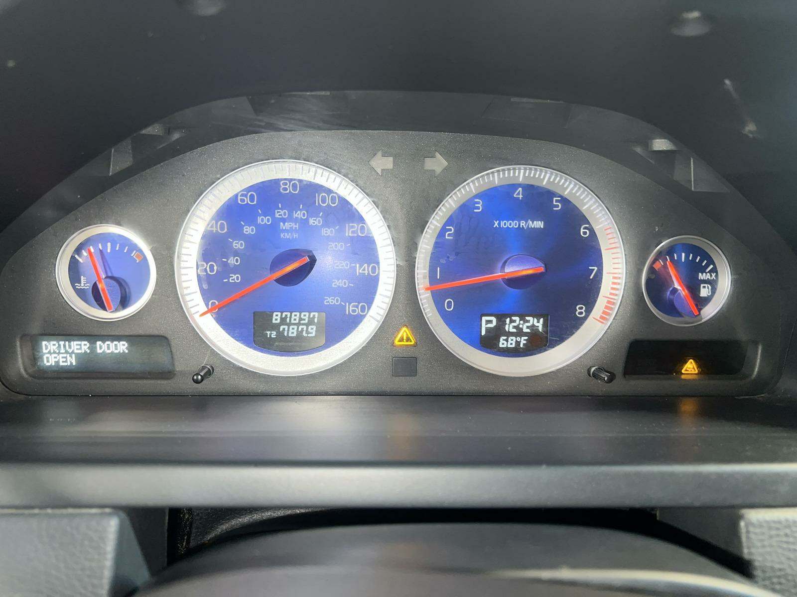 2014 Volvo XC90 R-Design FWD