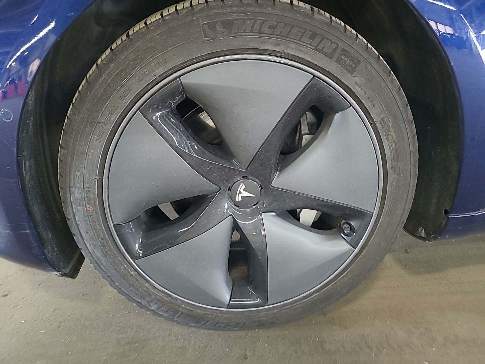 2018 Tesla Model 3 Long Range RWD