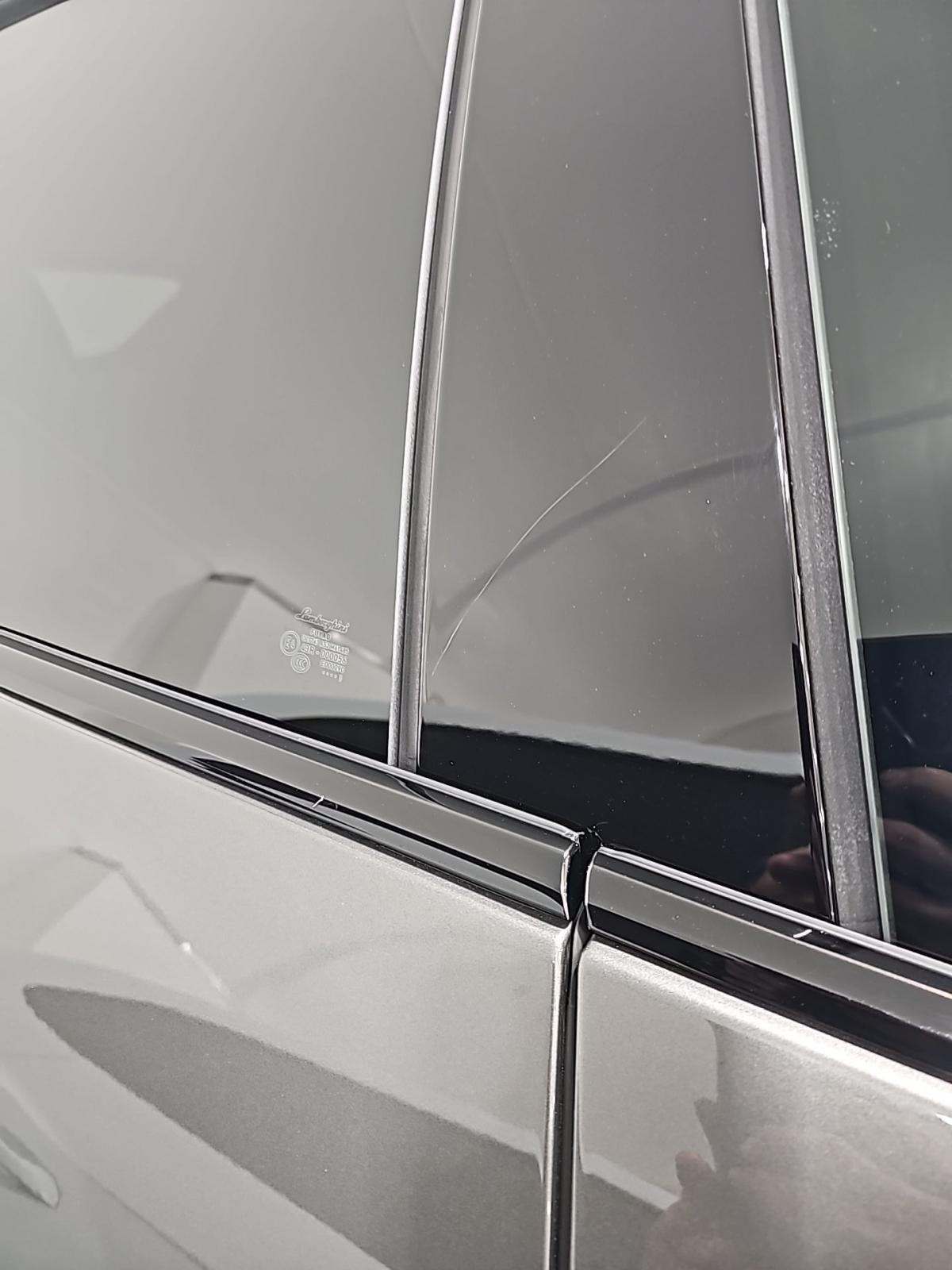 2021 Lamborghini Urus Base AWD