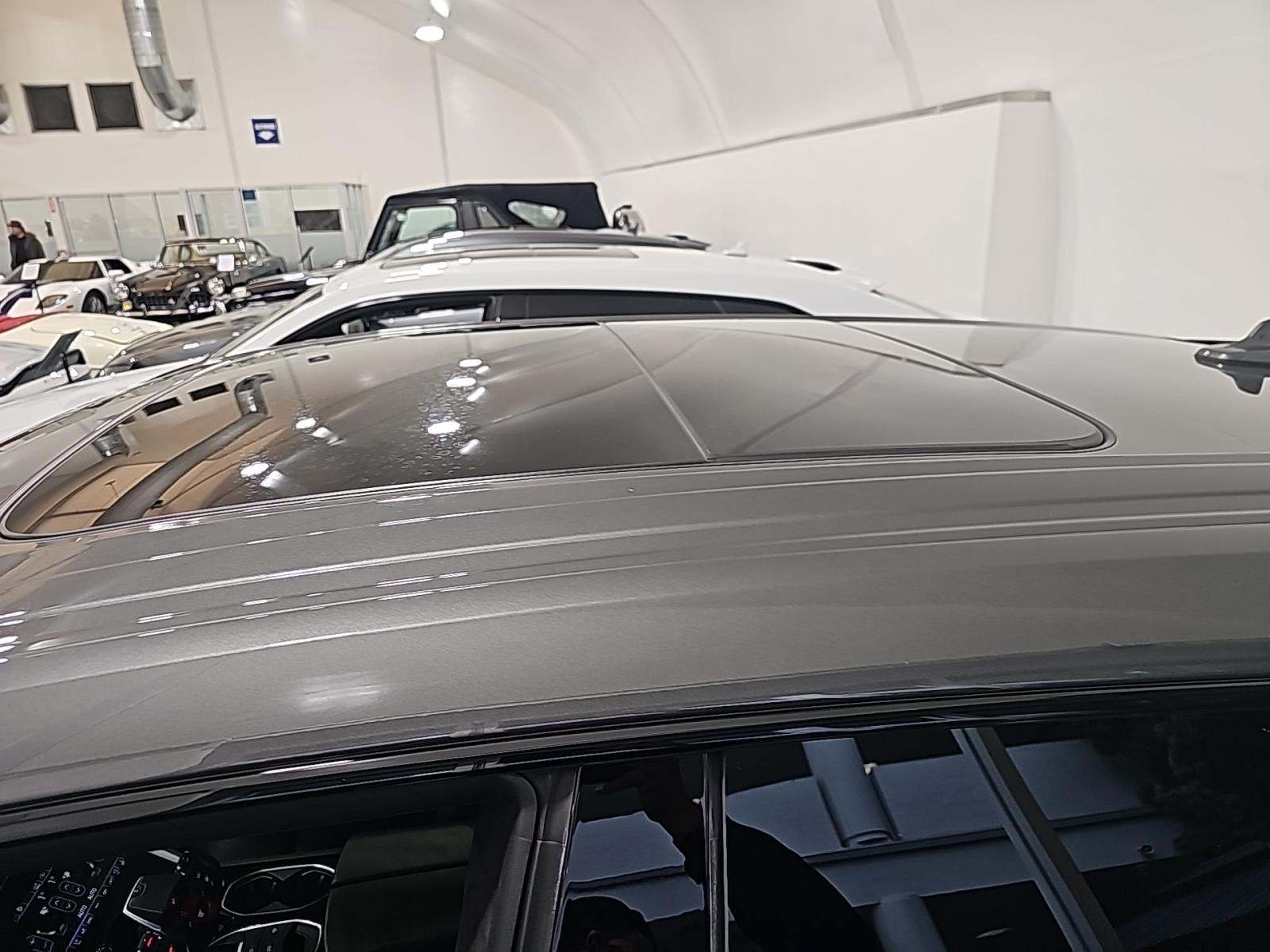 2021 Lamborghini Urus Base AWD