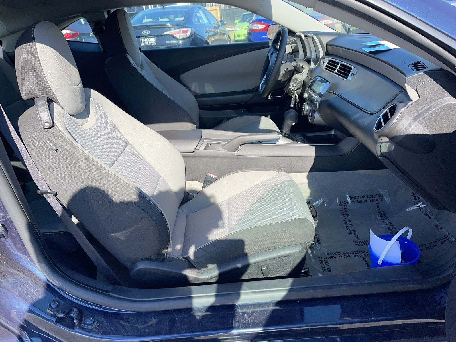 2015 Chevrolet Camaro LS RWD