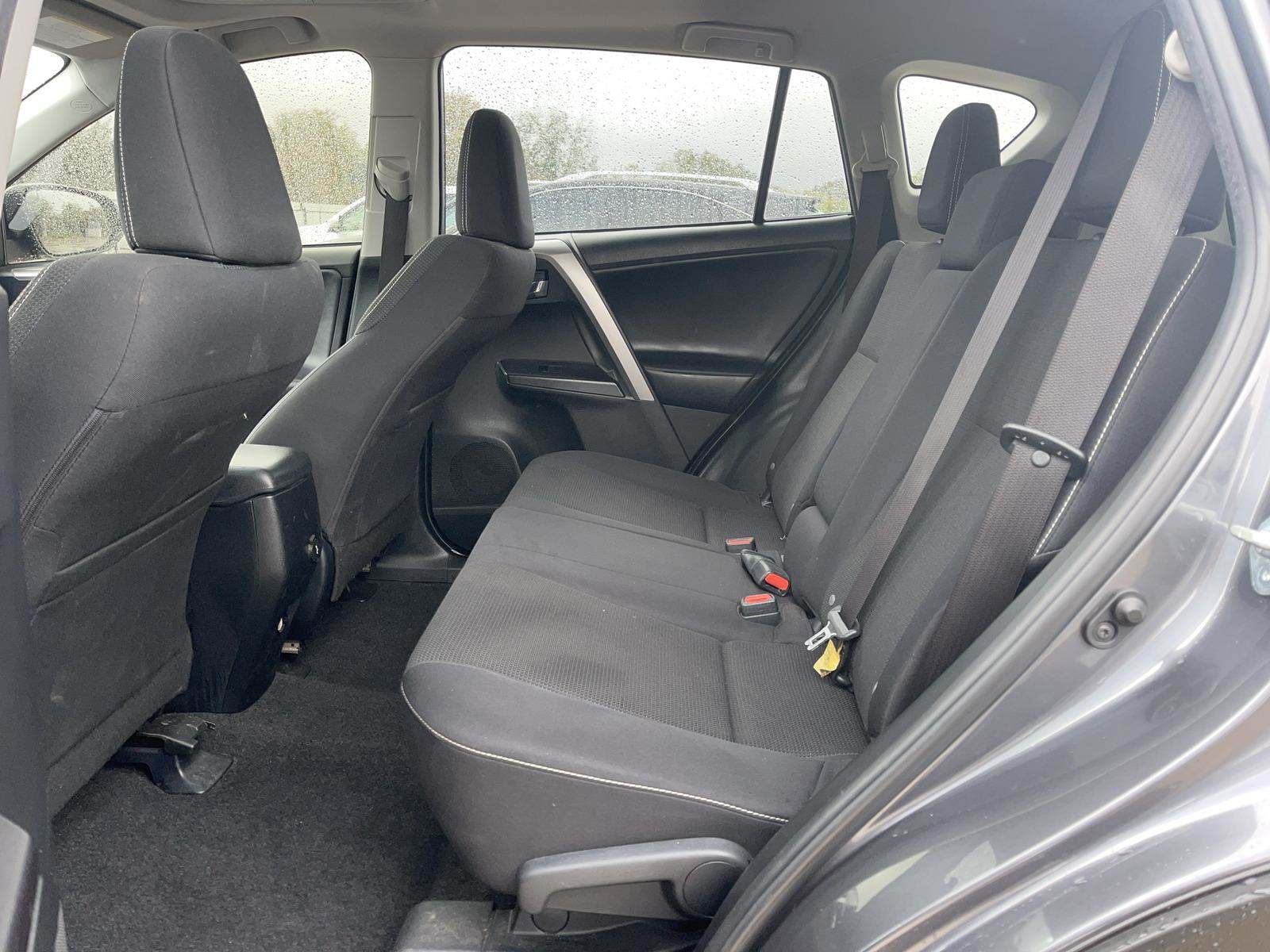 2017 Toyota RAV4 XLE FWD