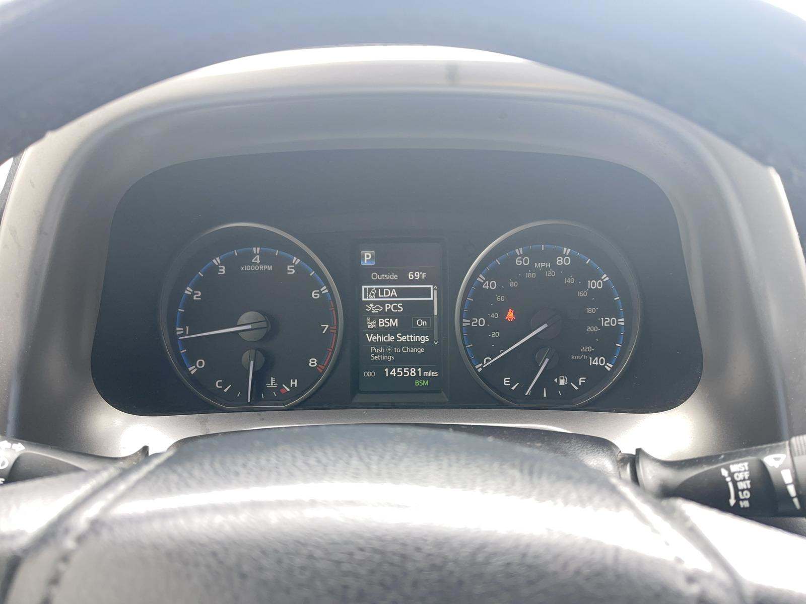 2017 Toyota RAV4 XLE FWD