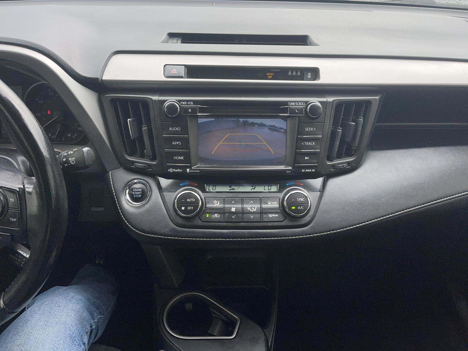 2017 Toyota RAV4 XLE FWD
