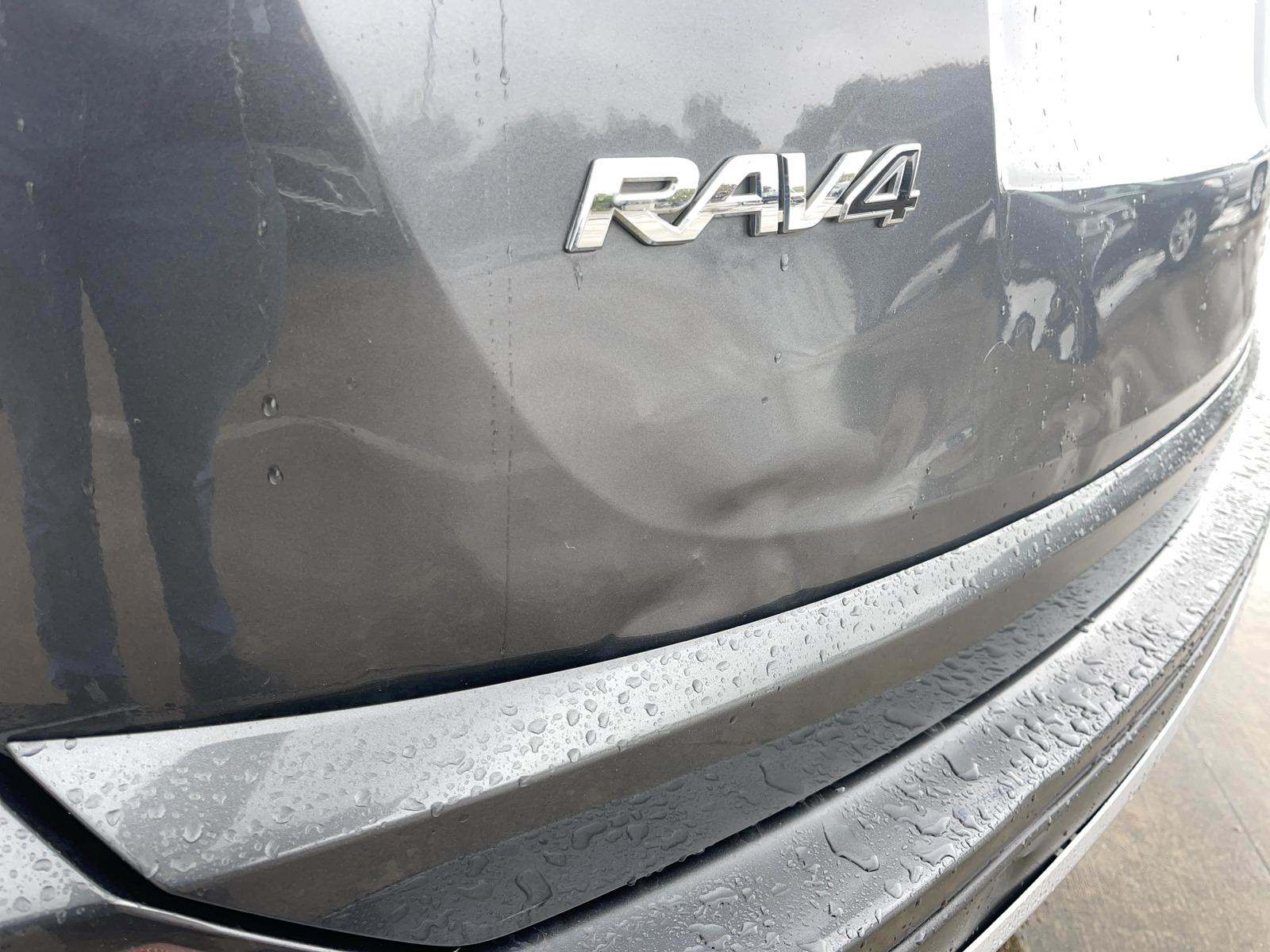 2017 Toyota RAV4 XLE FWD