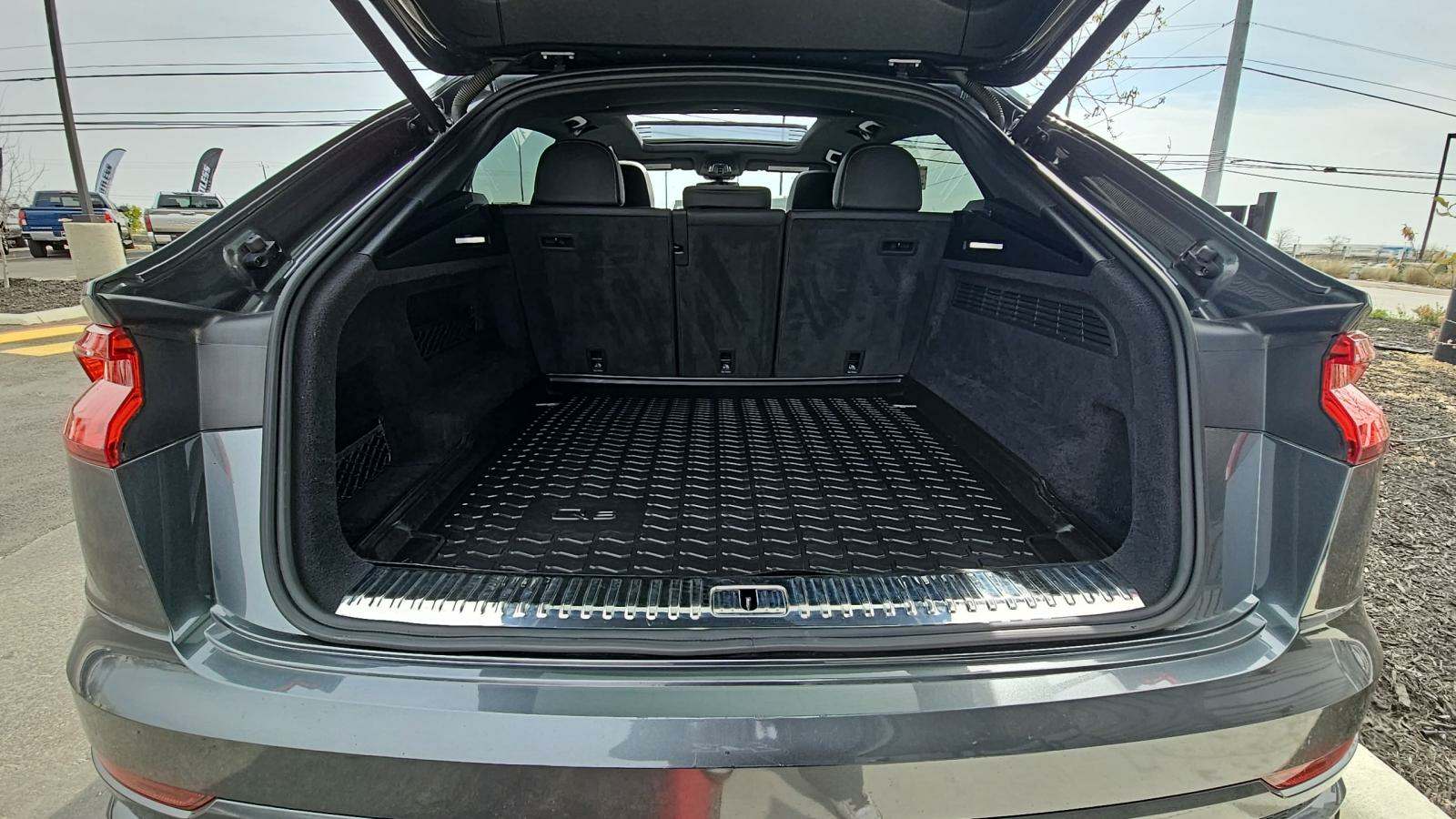 2021 Audi Q8 Premium Plus AWD