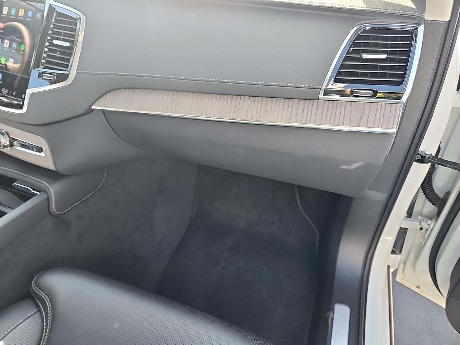 2023 Volvo XC90 Recharge T8 Ultimate AWD