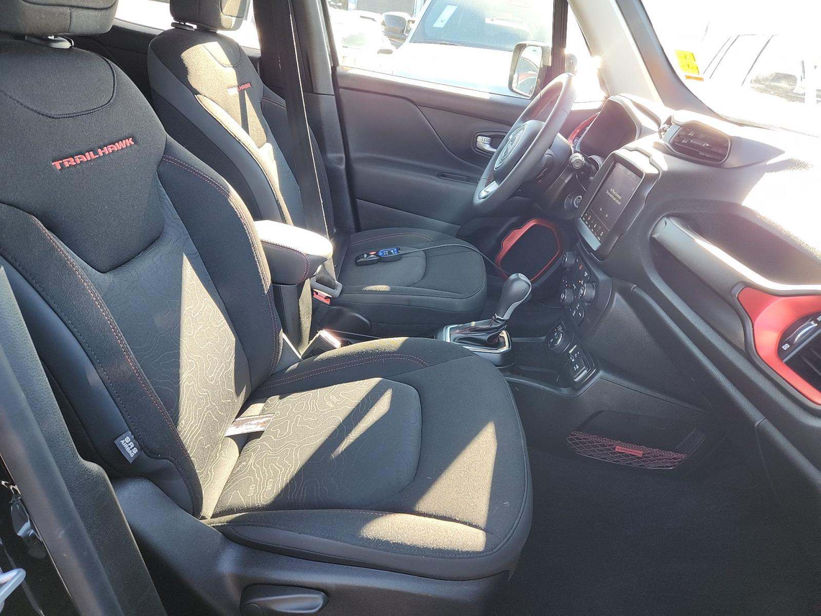 2023 Jeep Renegade Trailhawk AWD