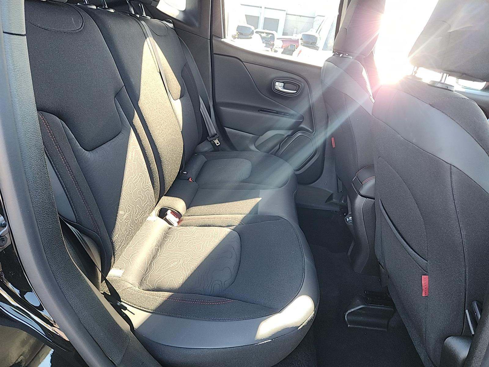 2023 Jeep Renegade Trailhawk AWD