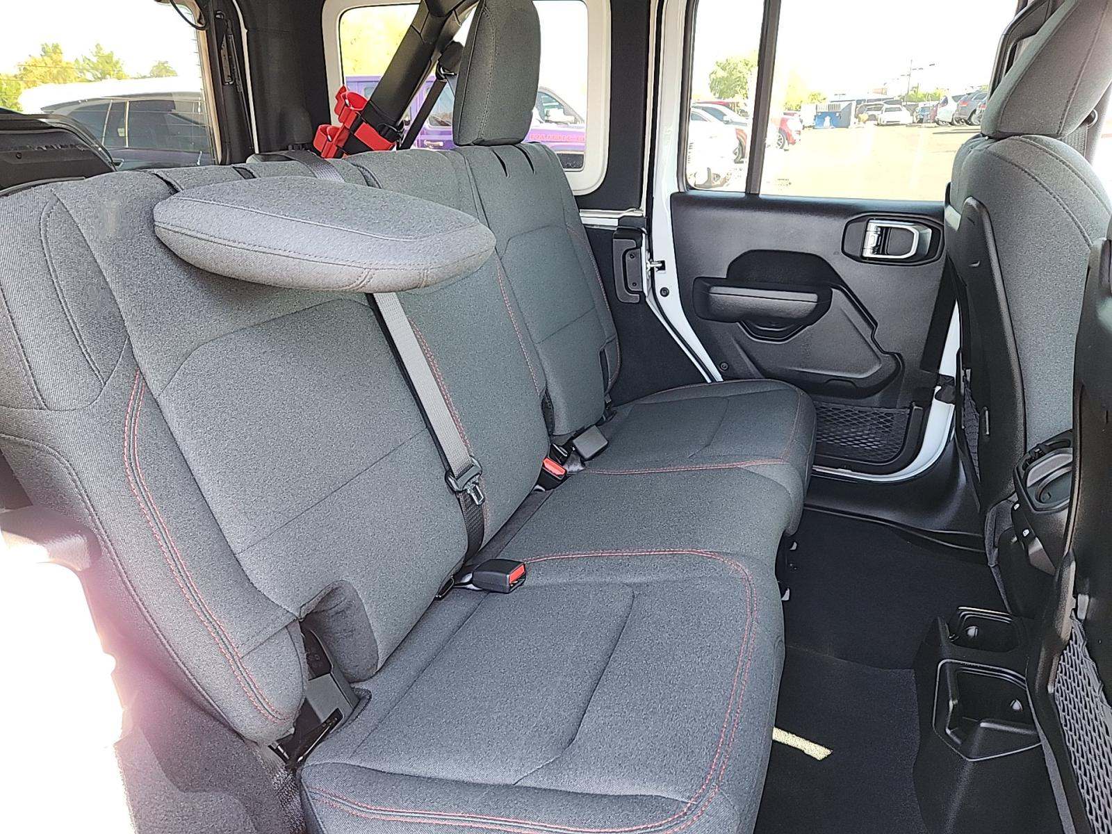 2024 Jeep Wrangler Rubicon AWD