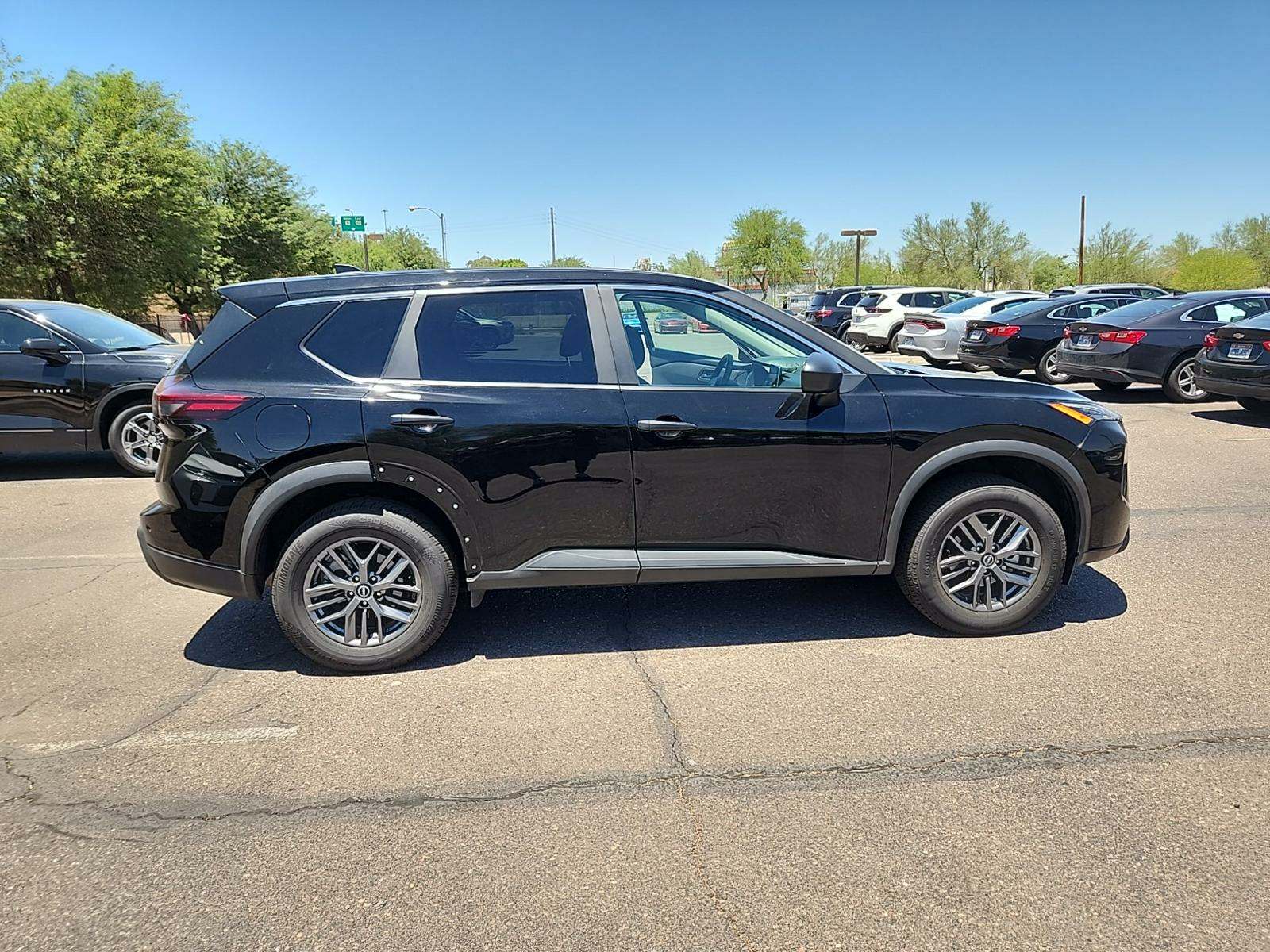 2024 Nissan Rogue S FWD