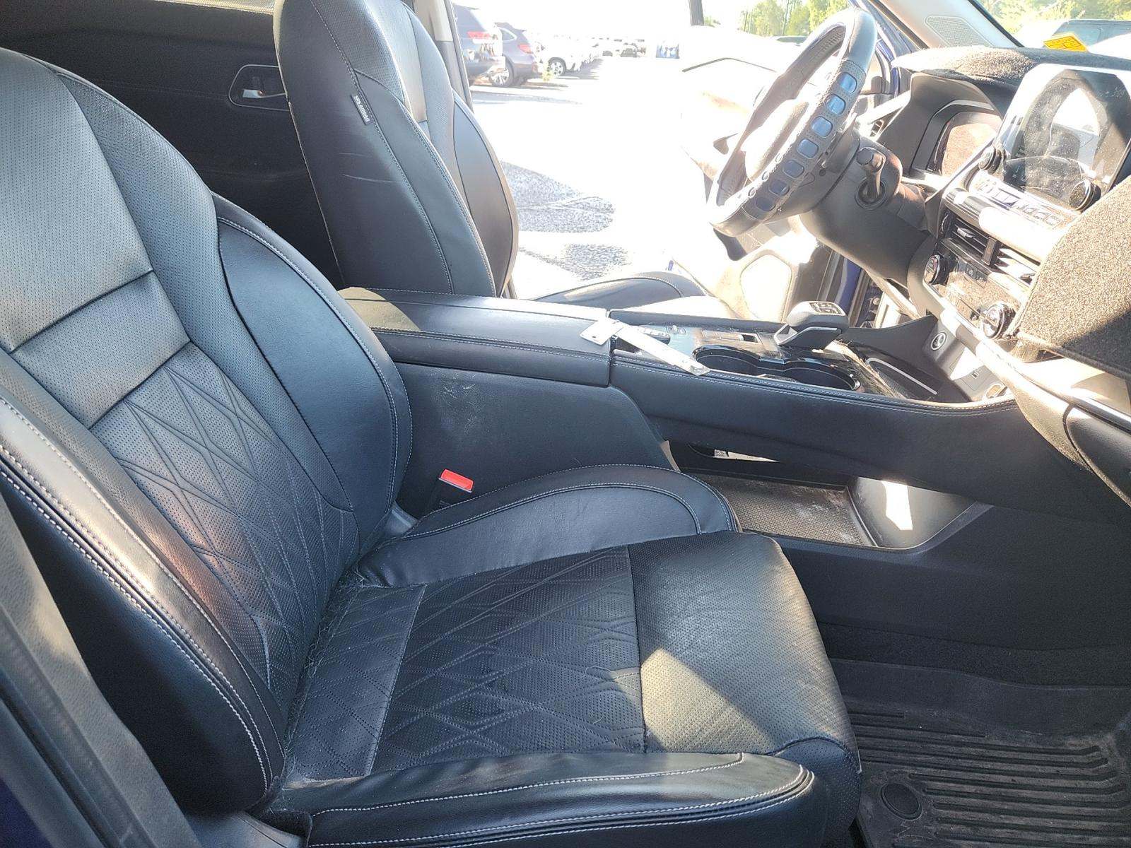 2022 Nissan Rogue Platinum FWD