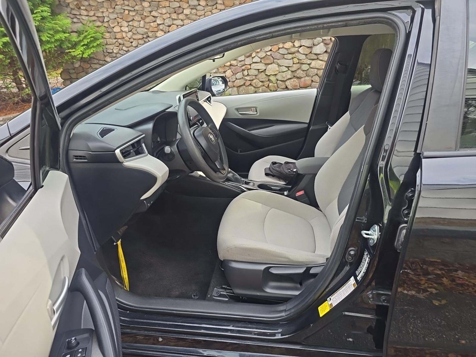 2021 Toyota Corolla LE FWD