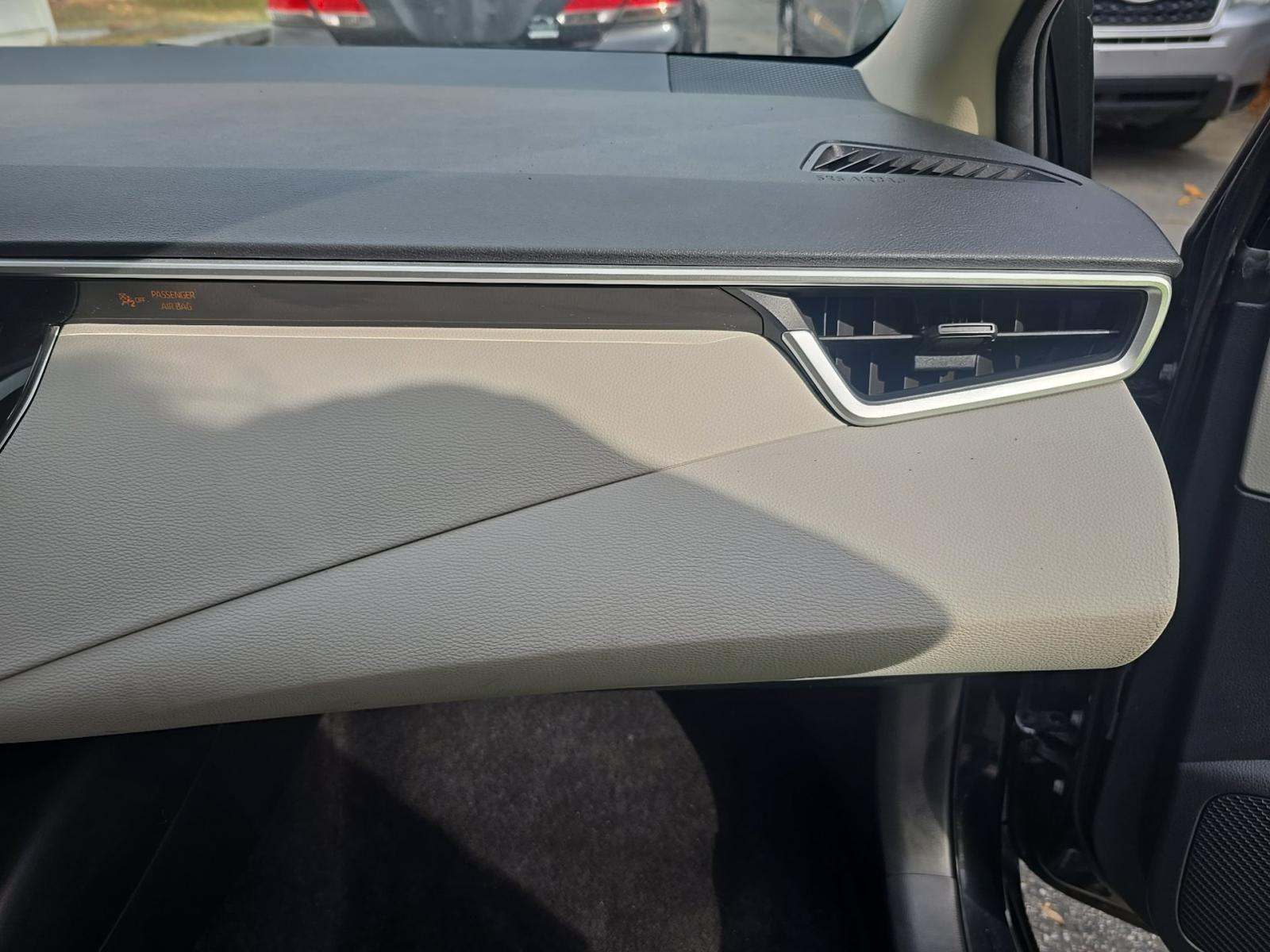 2021 Toyota Corolla LE FWD