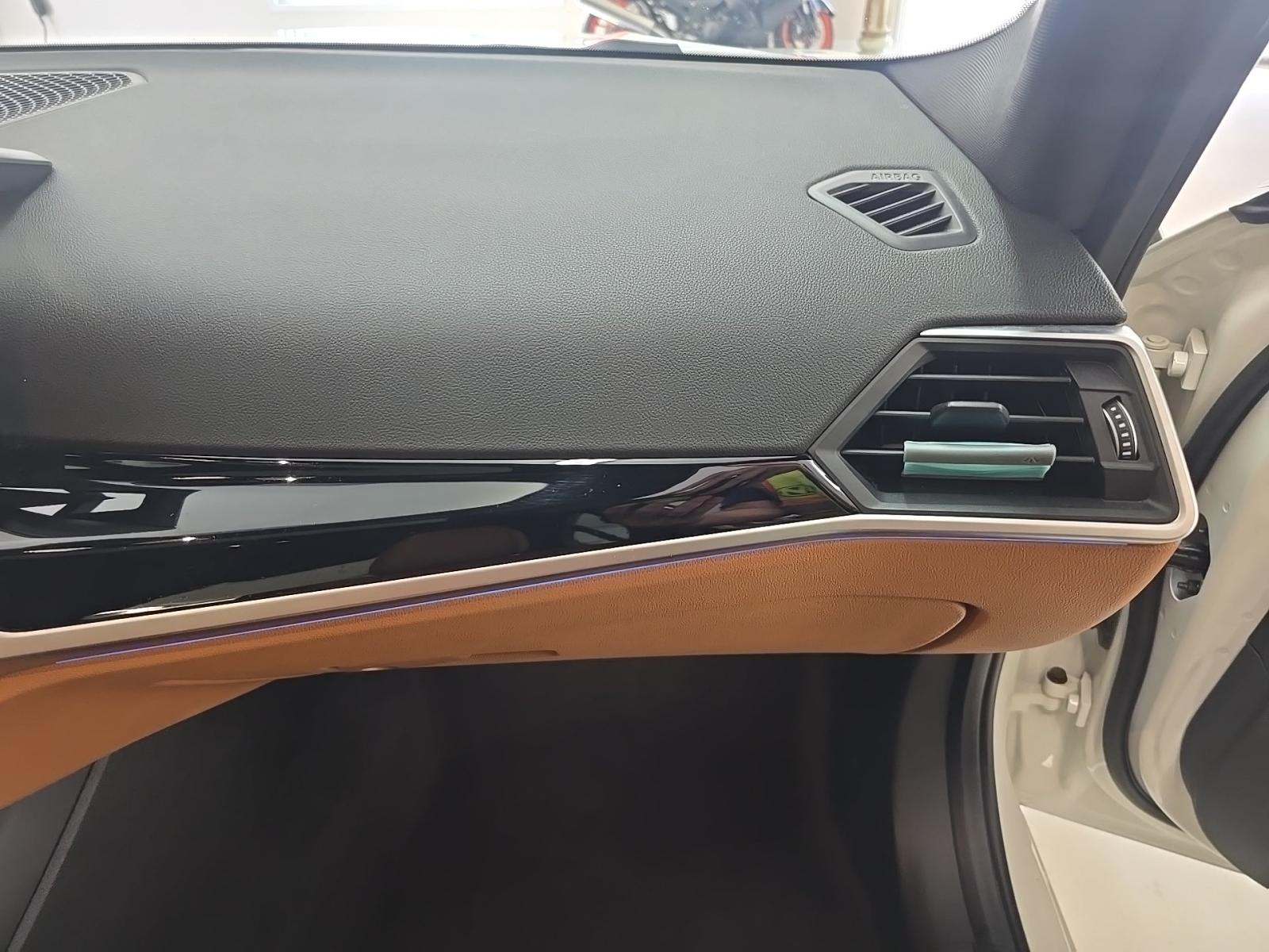 2024 BMW 3 Series 330i xDrive AWD