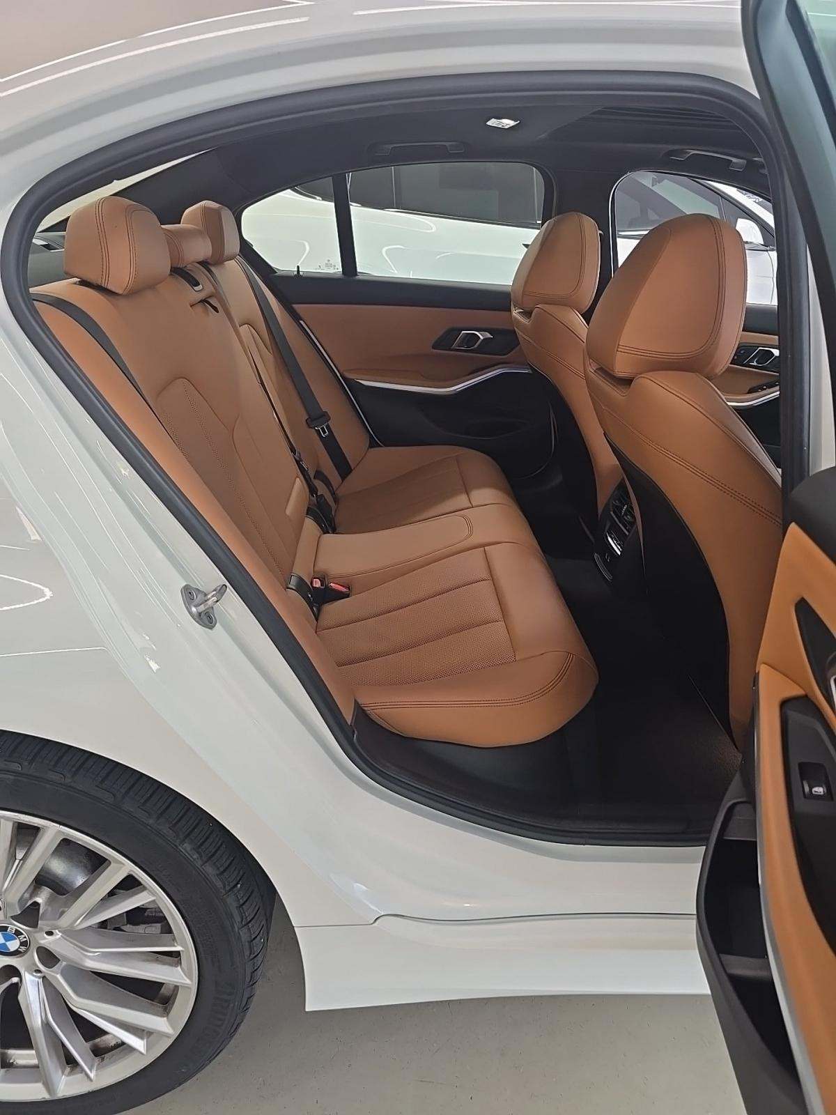 2024 BMW 3 Series 330i xDrive AWD