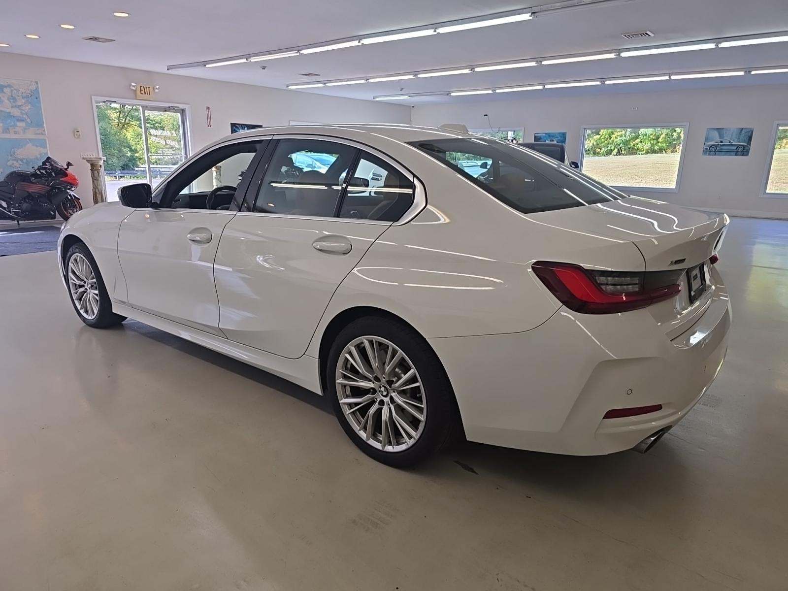 2024 BMW 3 Series 330i xDrive AWD