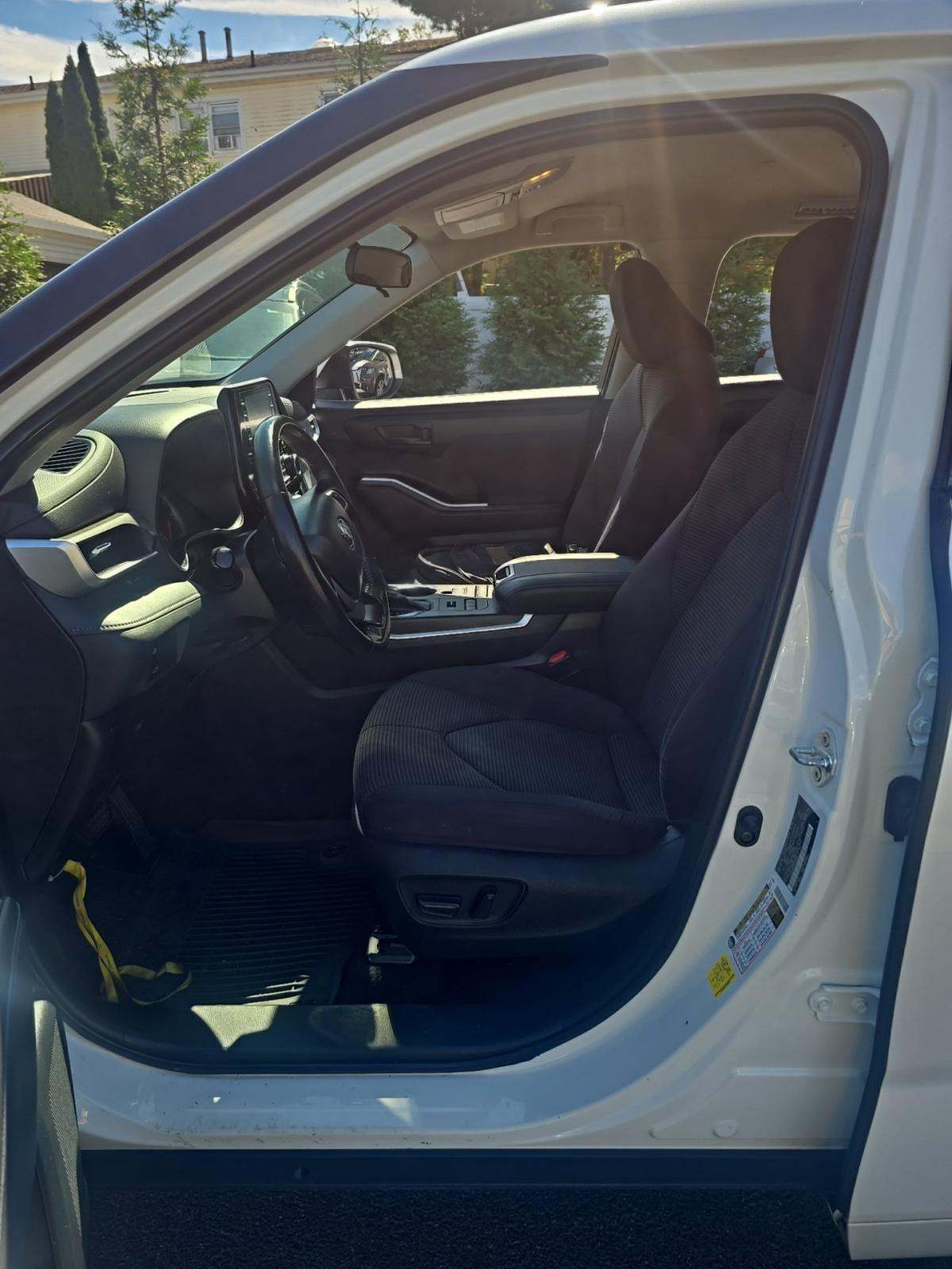 2022 Toyota Highlander LE AWD