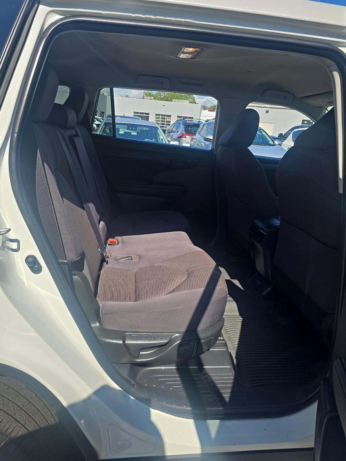 2022 Toyota Highlander LE AWD