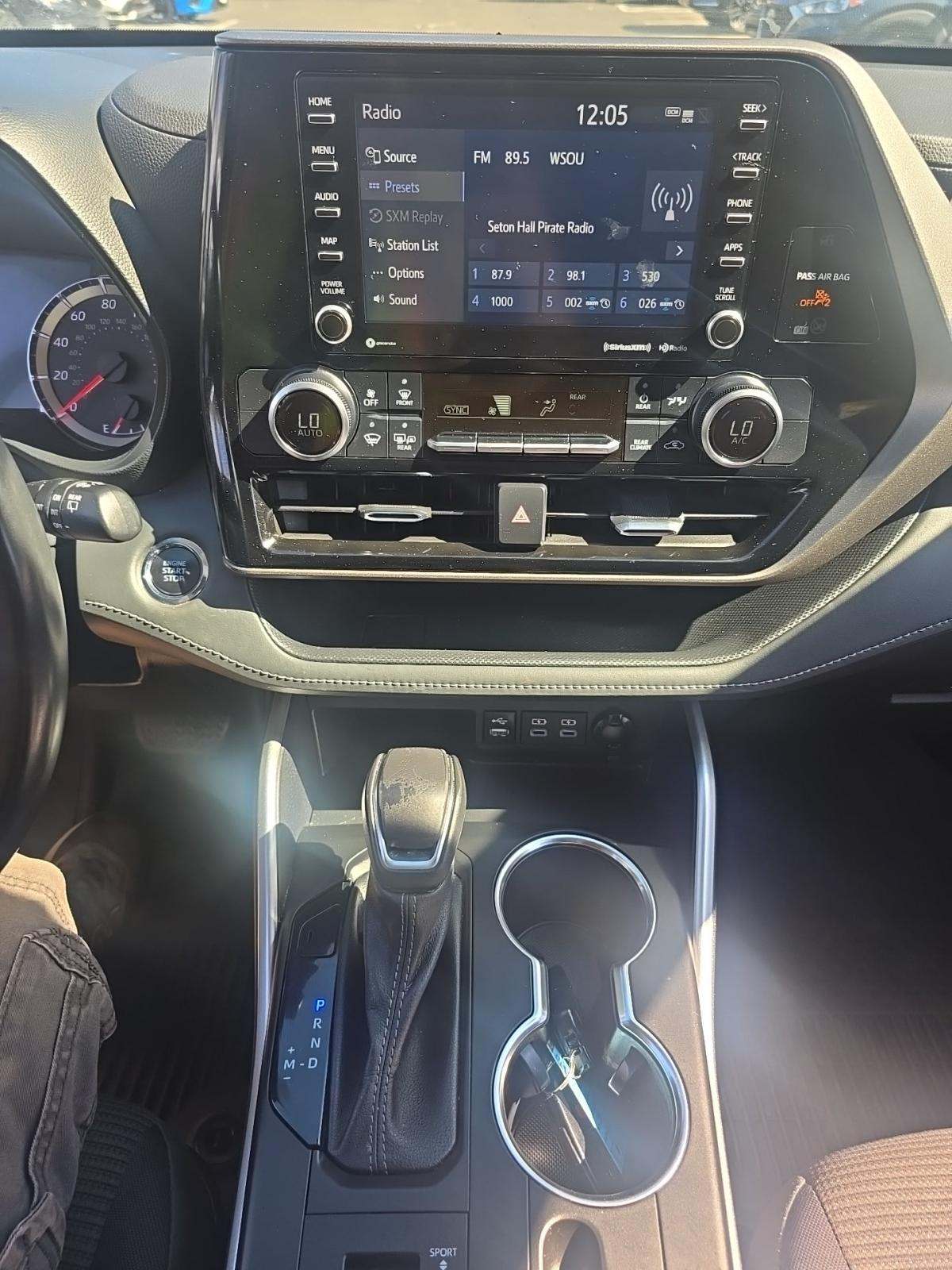 2022 Toyota Highlander LE AWD