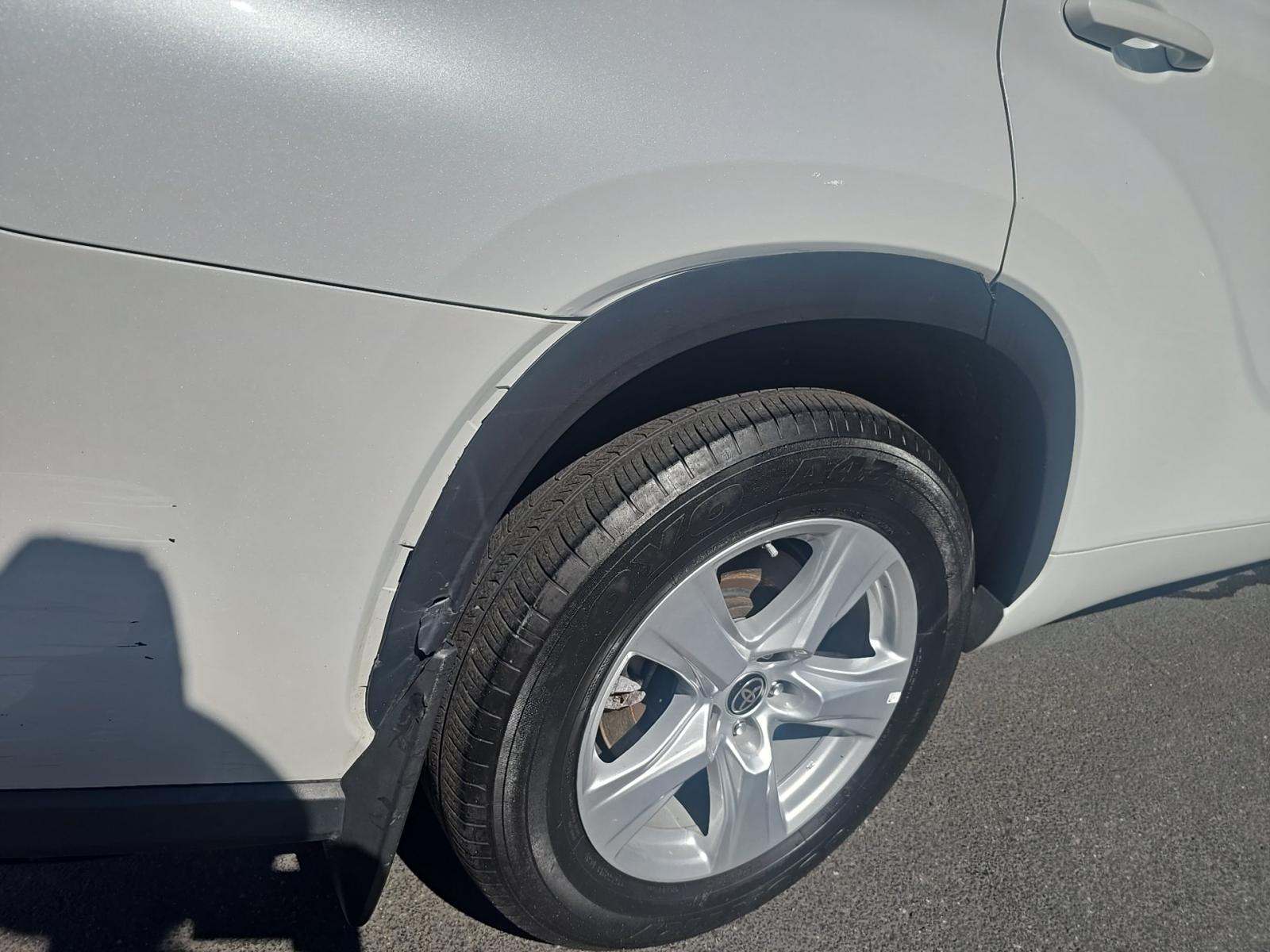 2022 Toyota Highlander LE AWD