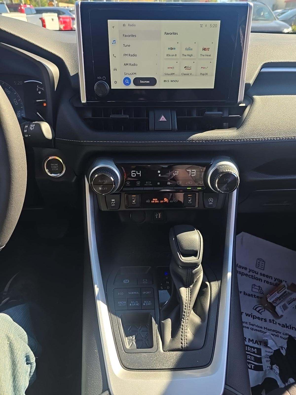 2025 Toyota RAV4 XLE AWD