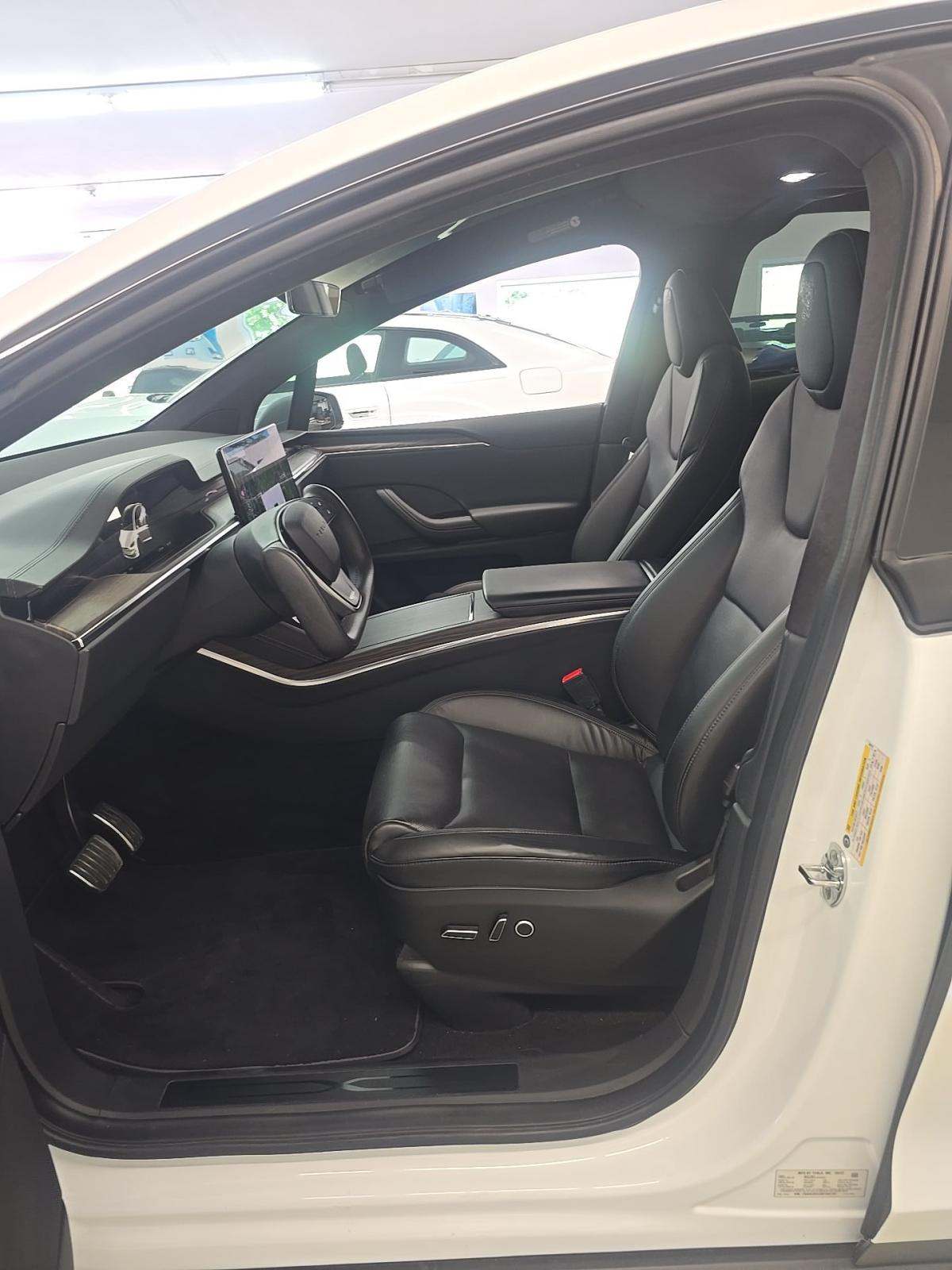 2022 Tesla Model X Base AWD