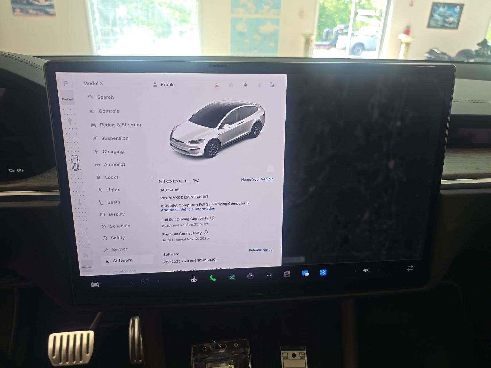 2022 Tesla Model X Base AWD