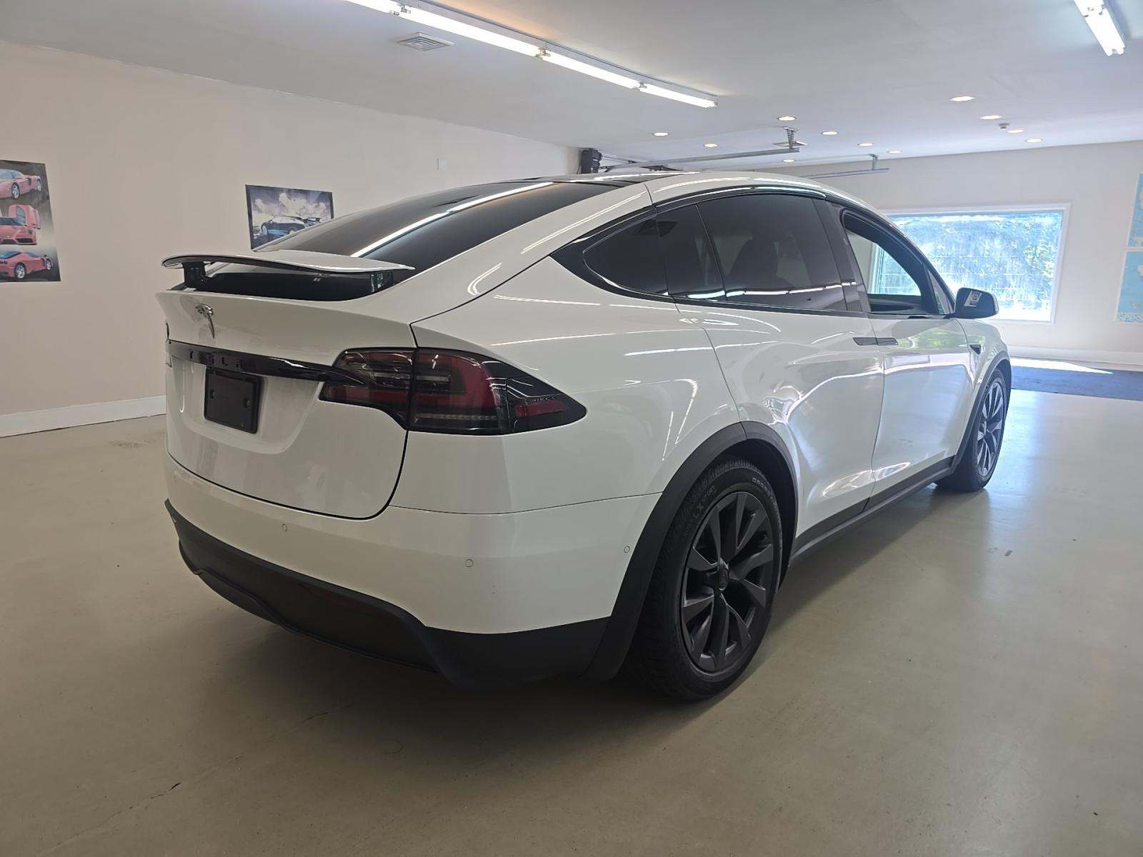 2022 Tesla Model X Base AWD