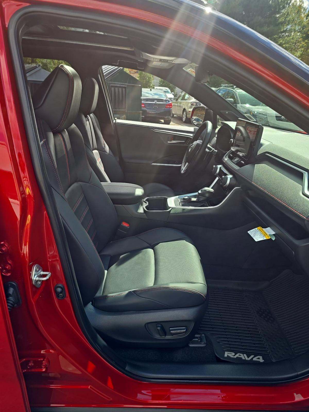 2025 Toyota RAV4 Plug-In Hybrid XSE AWD