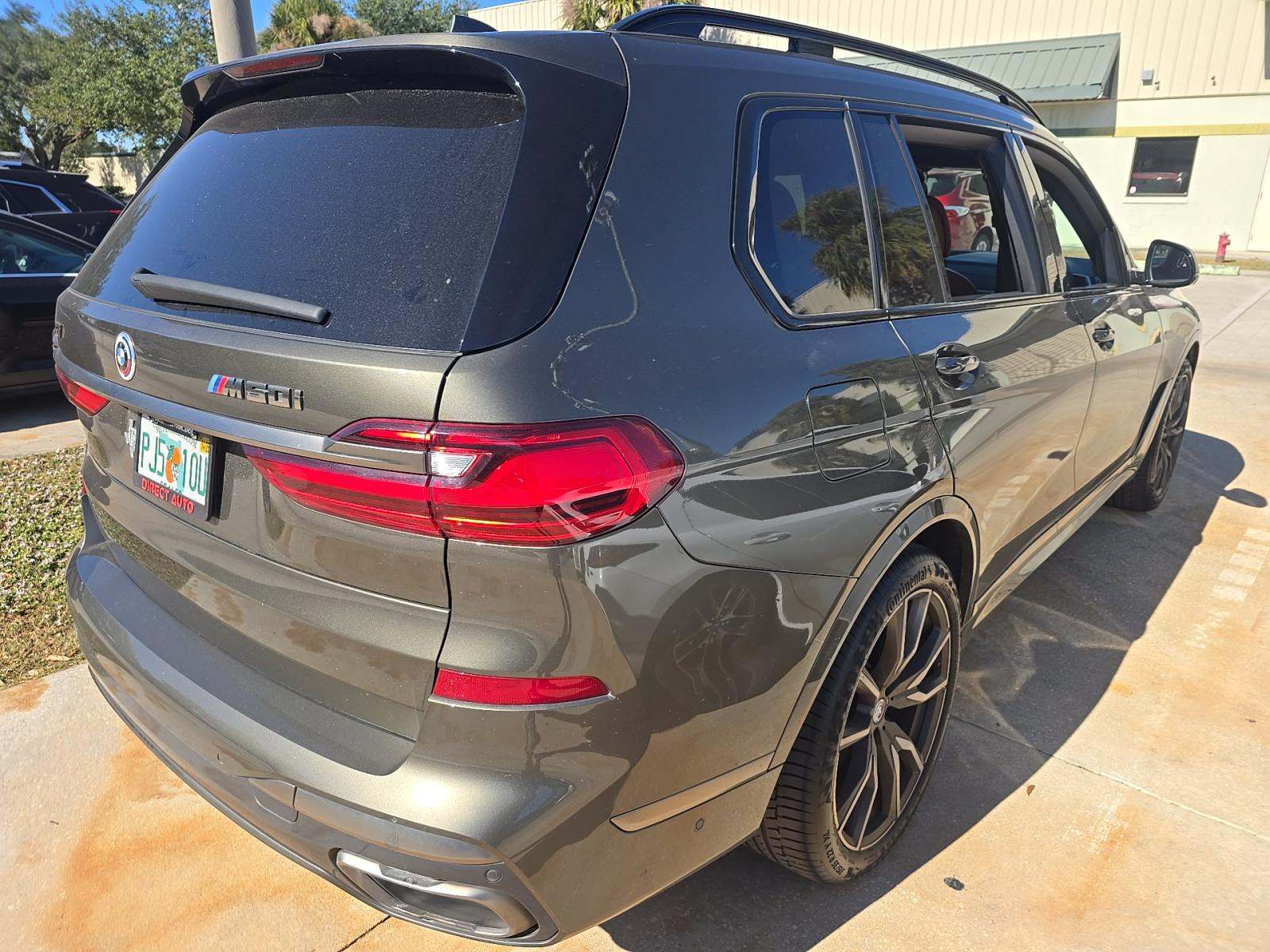 2022 BMW X7 M50i AWD