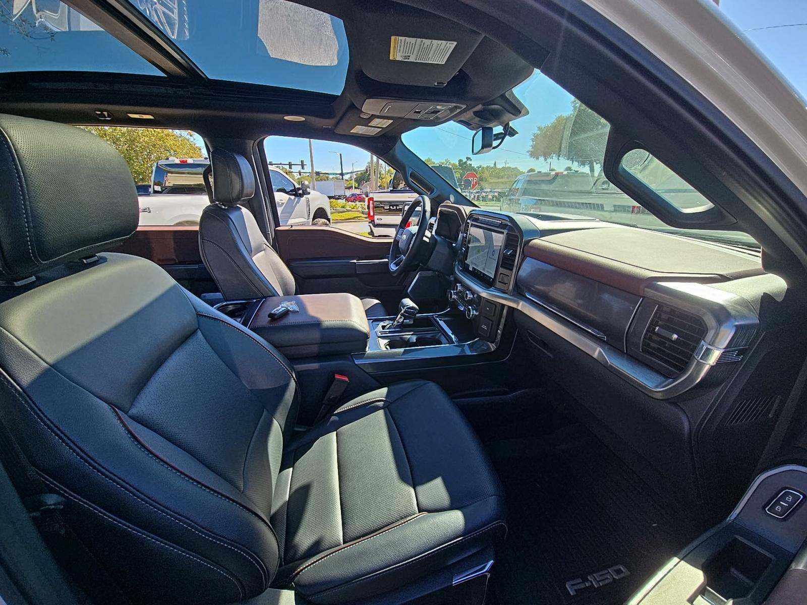 2023 Ford F-150 Lariat AWD