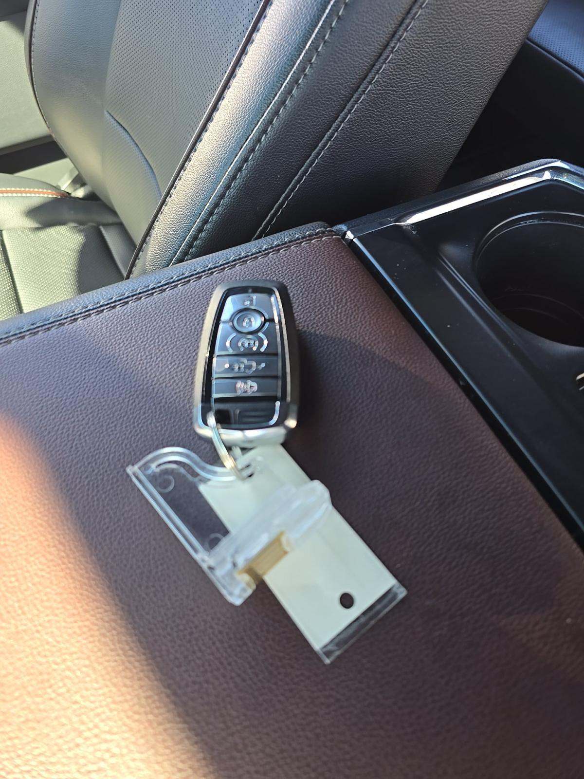 2023 Ford F-150 Lariat AWD