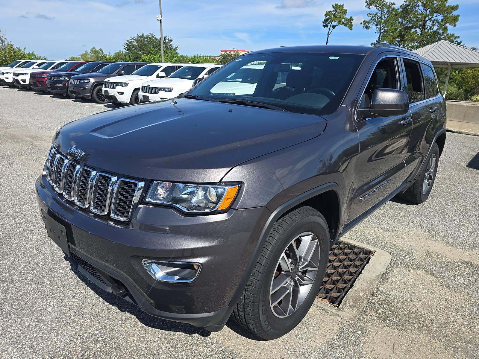 2021 Jeep Grand Cherokee Laredo AWD