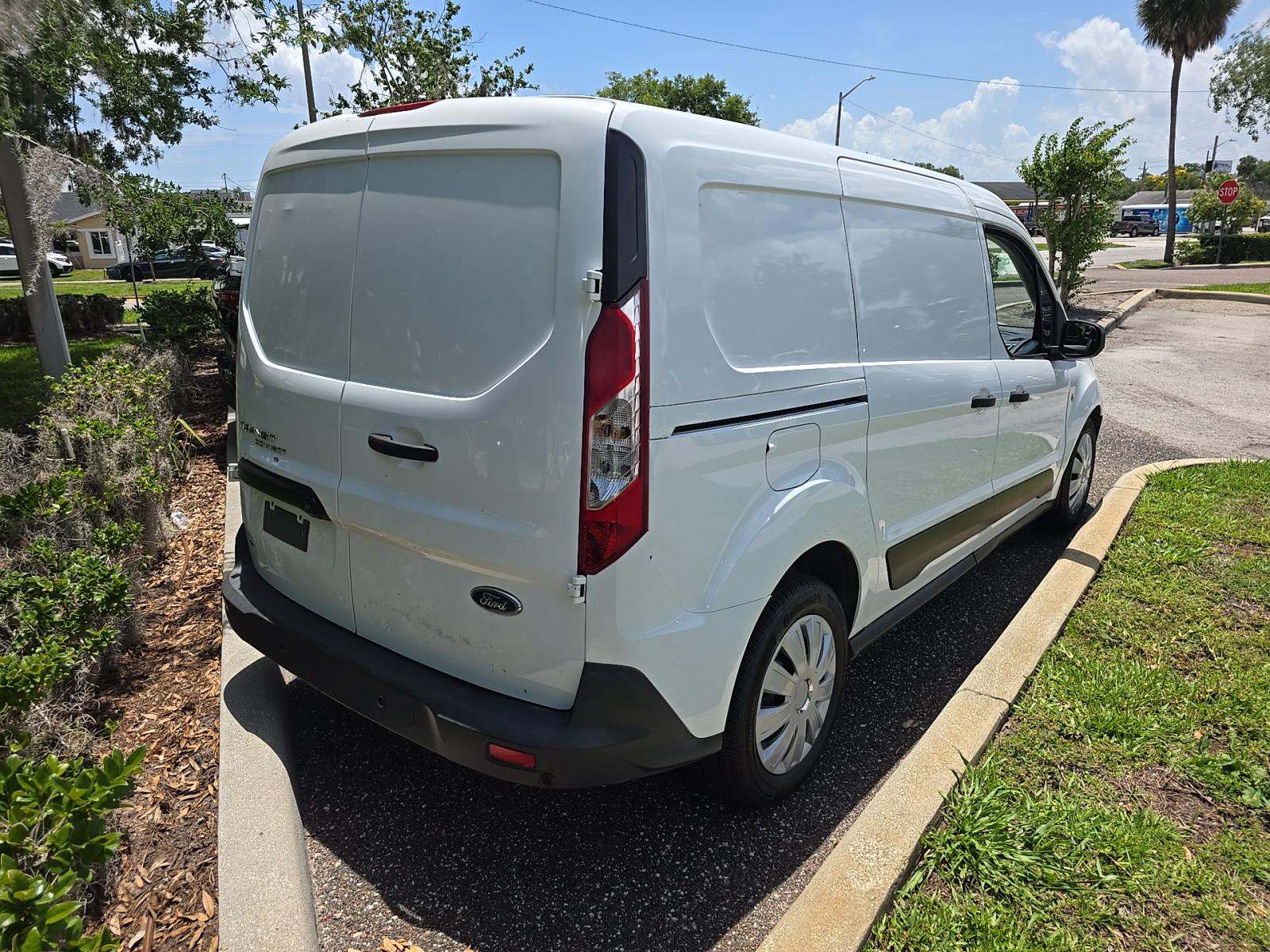 FORD TRANSIT CONNECT - 3