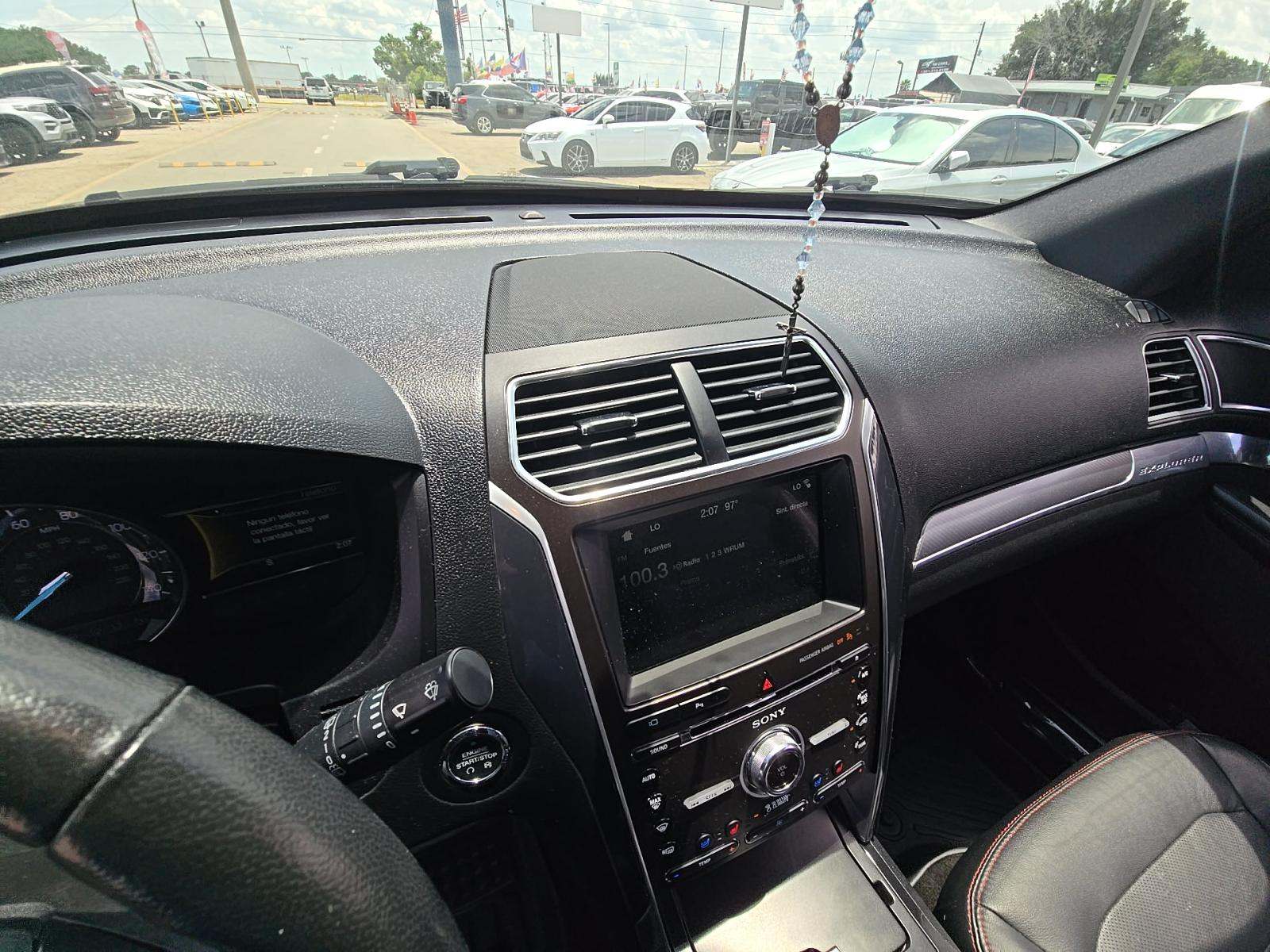 FORD EXPLORER - 10
