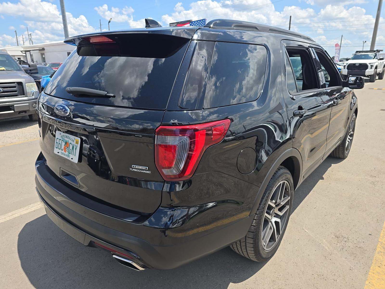FORD EXPLORER - 3