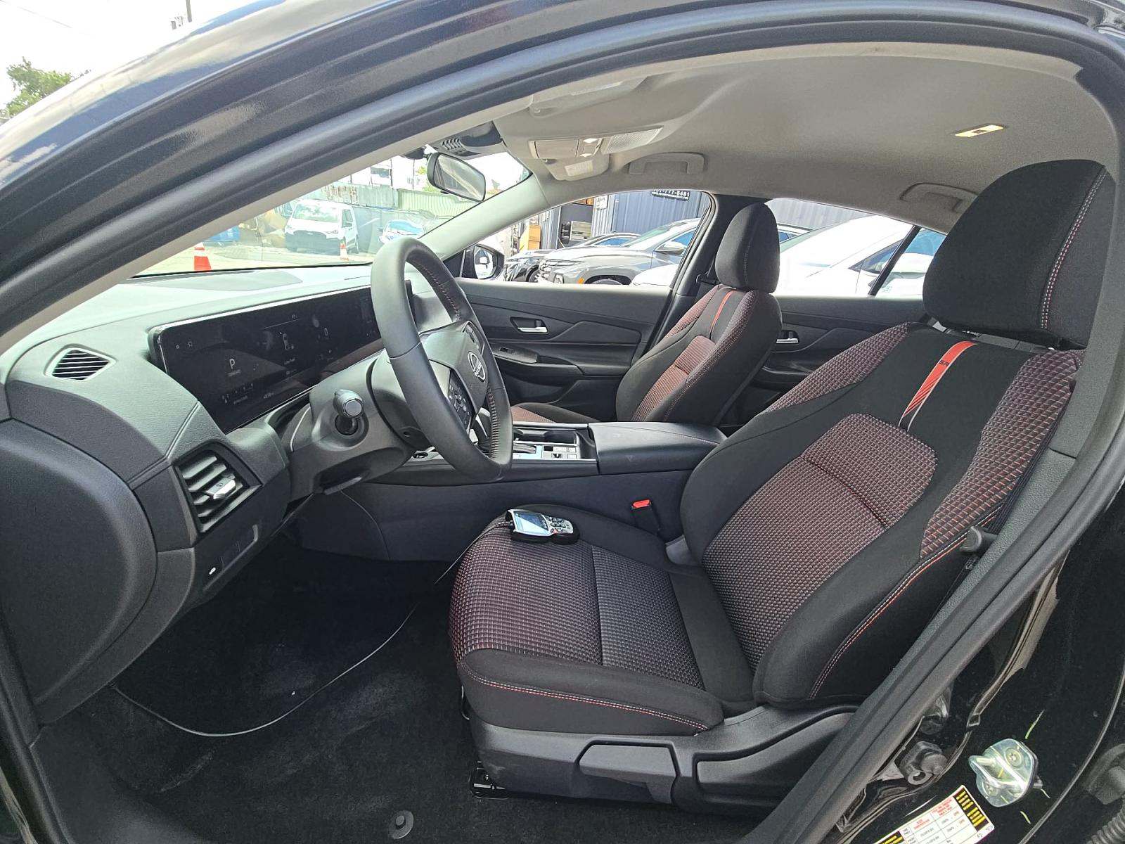 NISSAN SENTRA - 6