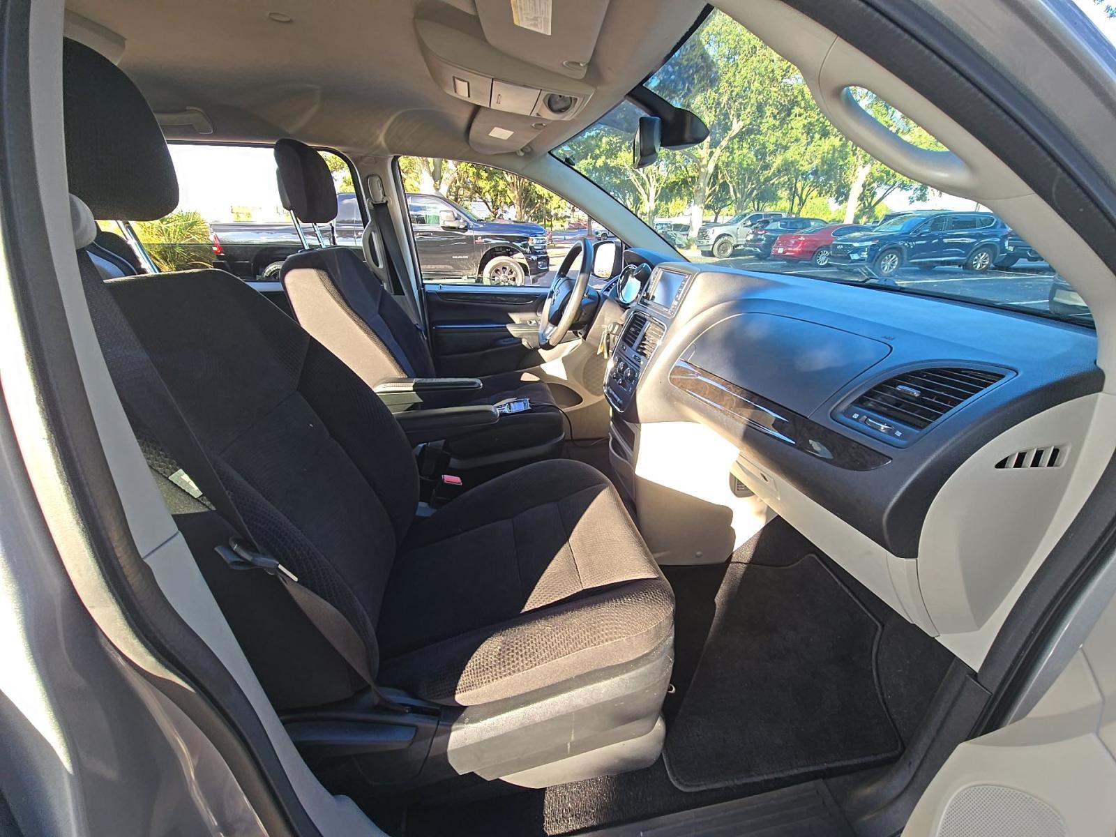 2019 Dodge Grand Caravan SE FWD