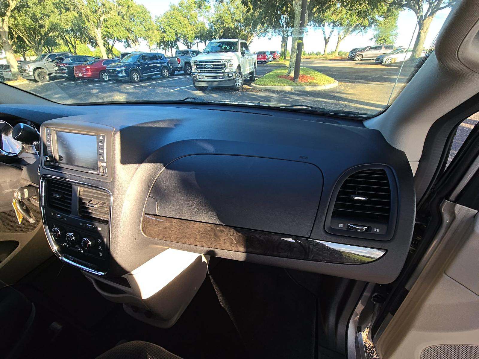 2019 Dodge Grand Caravan SE FWD