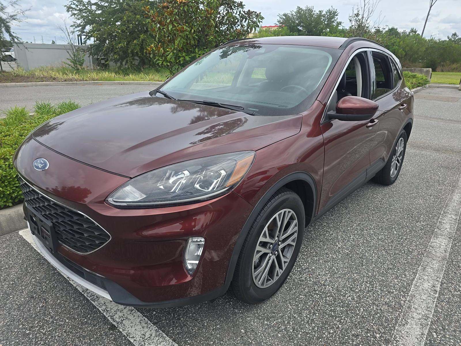 FORD ESCAPE - 1