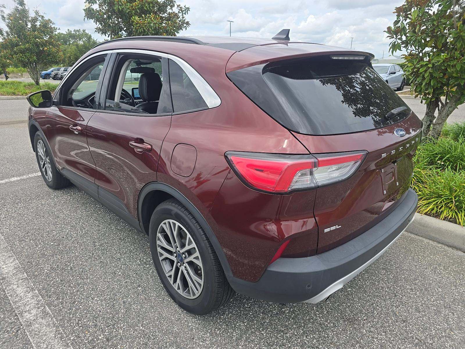 FORD ESCAPE - 2