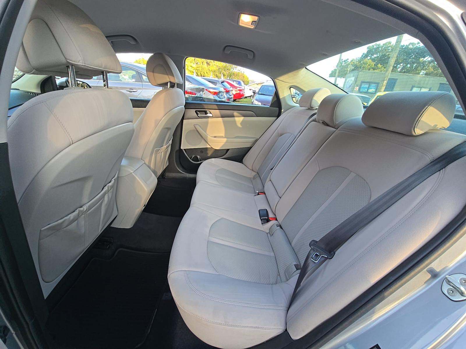 2017 Hyundai Sonata Base FWD