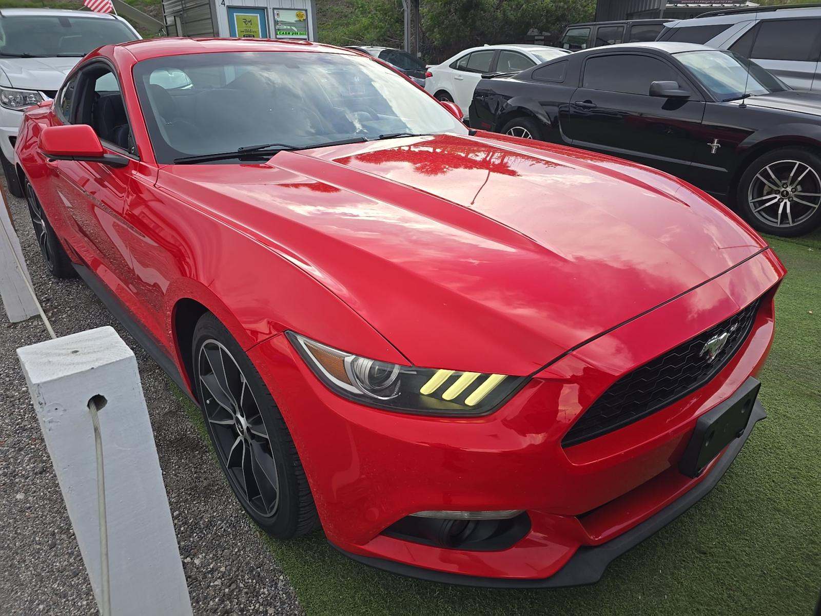 FORD MUSTANG - 4
