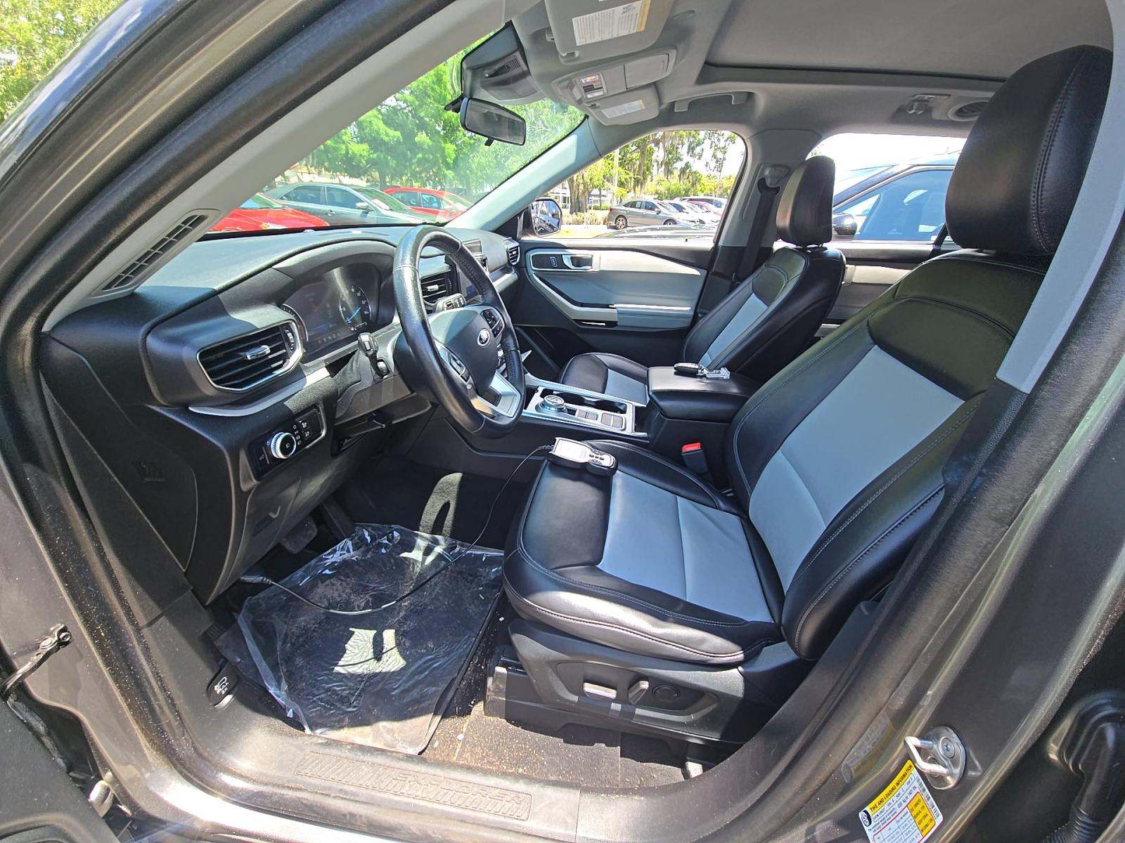 FORD EXPLORER - 6