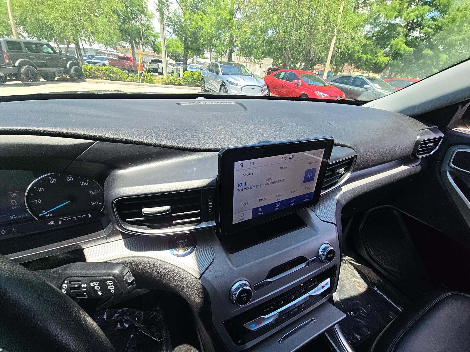 FORD EXPLORER - 10