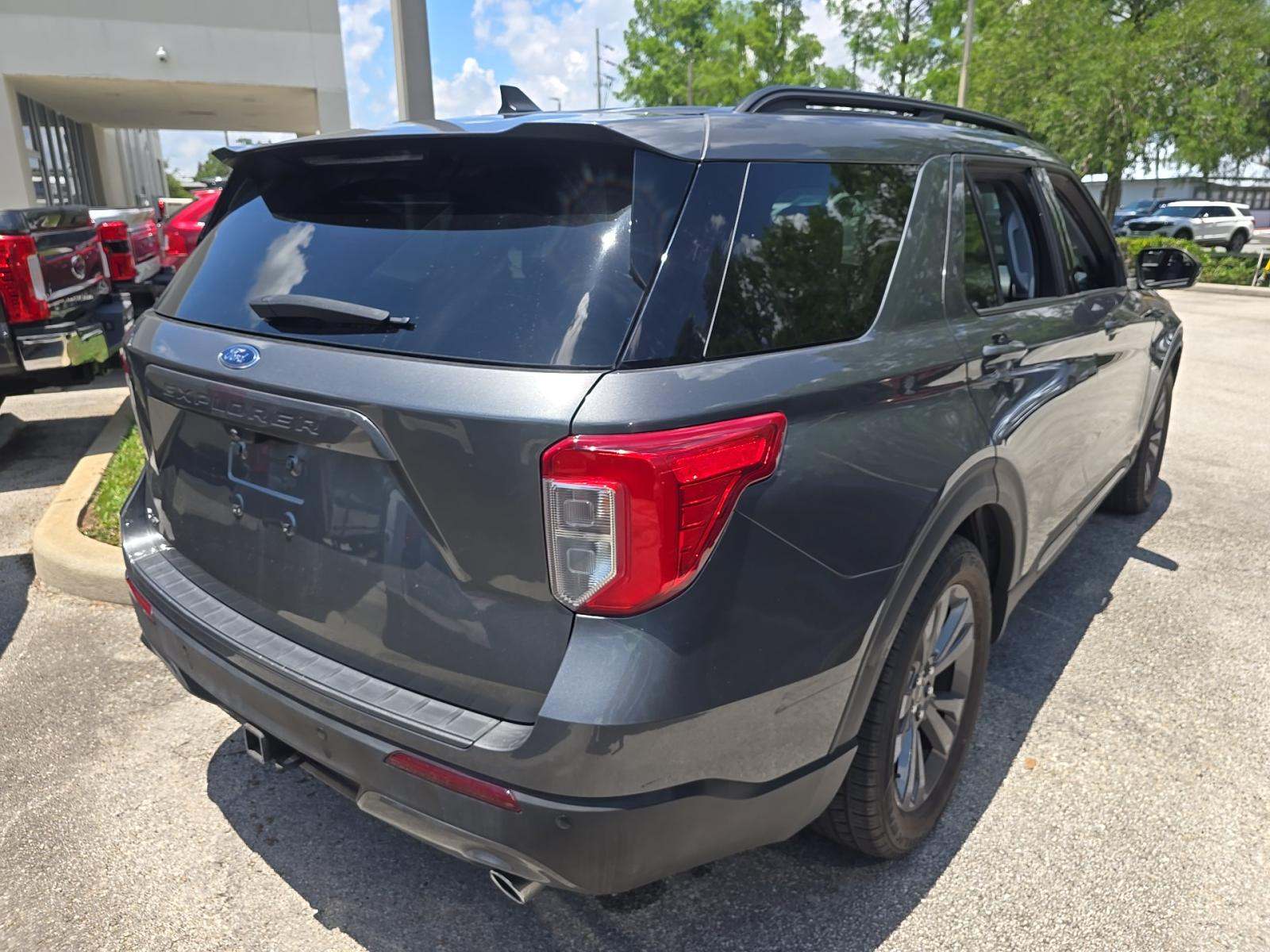 FORD EXPLORER - 3