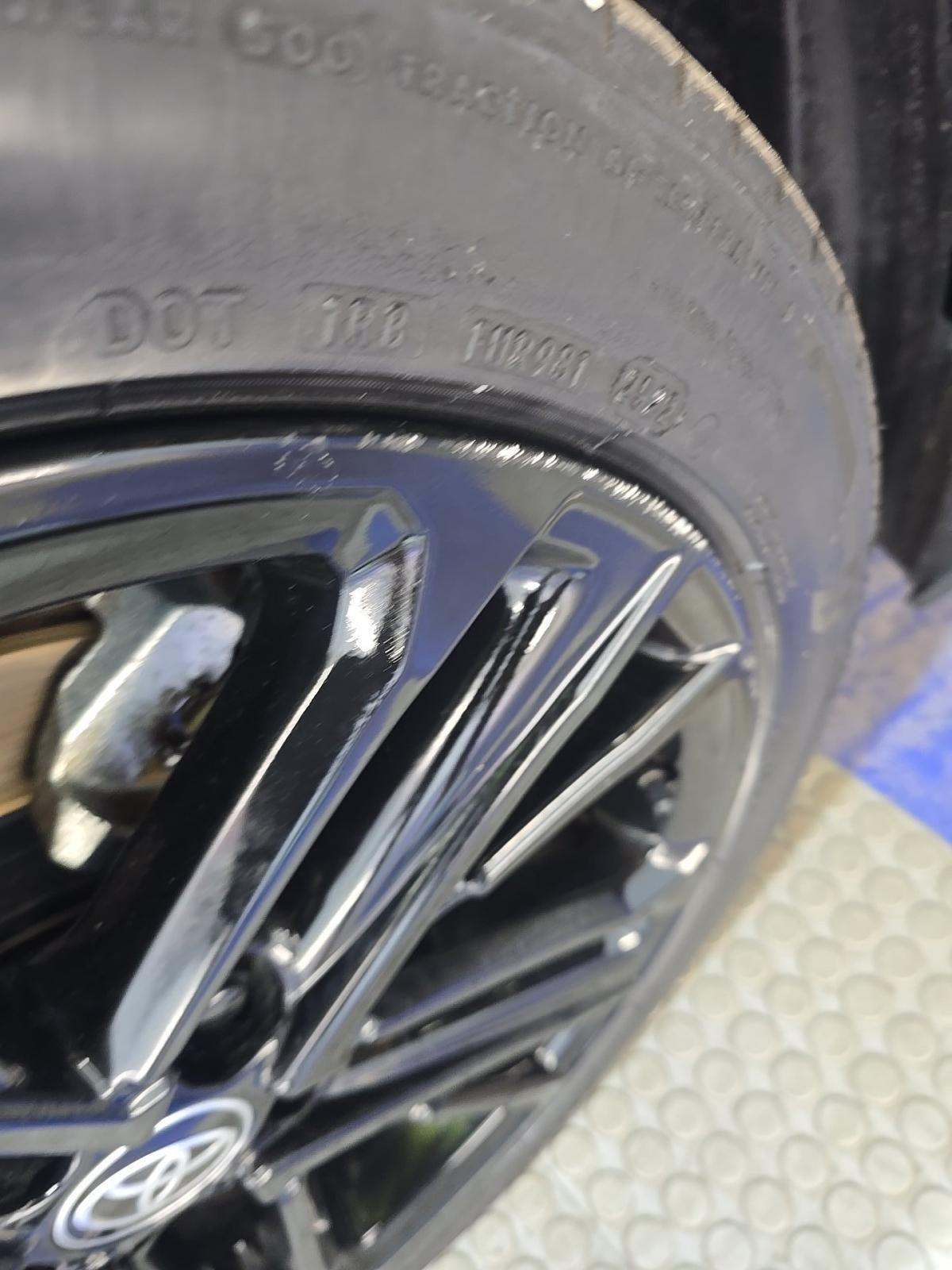 2025 Toyota Camry SE FWD