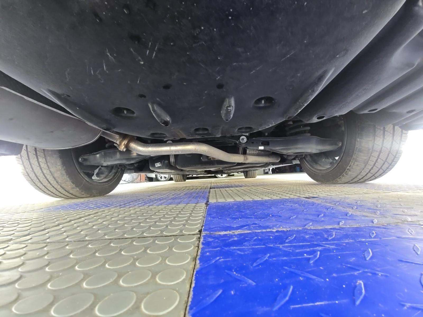 2025 Toyota Camry SE FWD